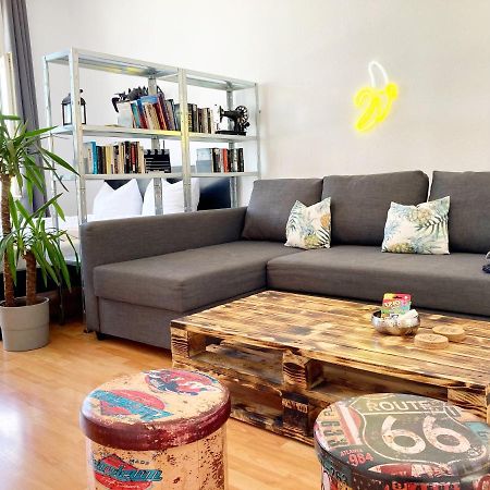 2 Zimmer Ferienwohnung In Zentraler Lage Inkl Wlan & Netflix ไลป์ซิก ภายนอก รูปภาพ
