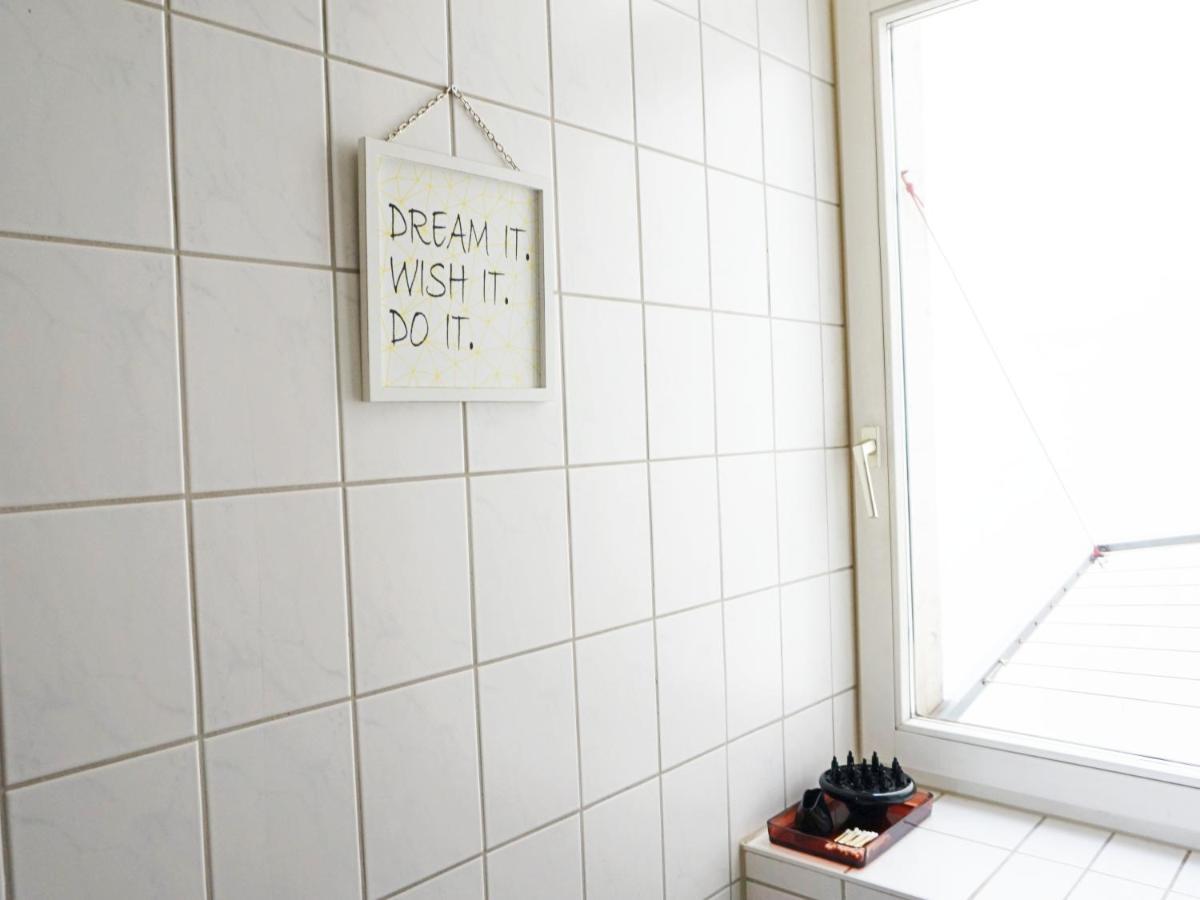 2 Zimmer Ferienwohnung In Zentraler Lage Inkl Wlan & Netflix ไลป์ซิก ภายนอก รูปภาพ