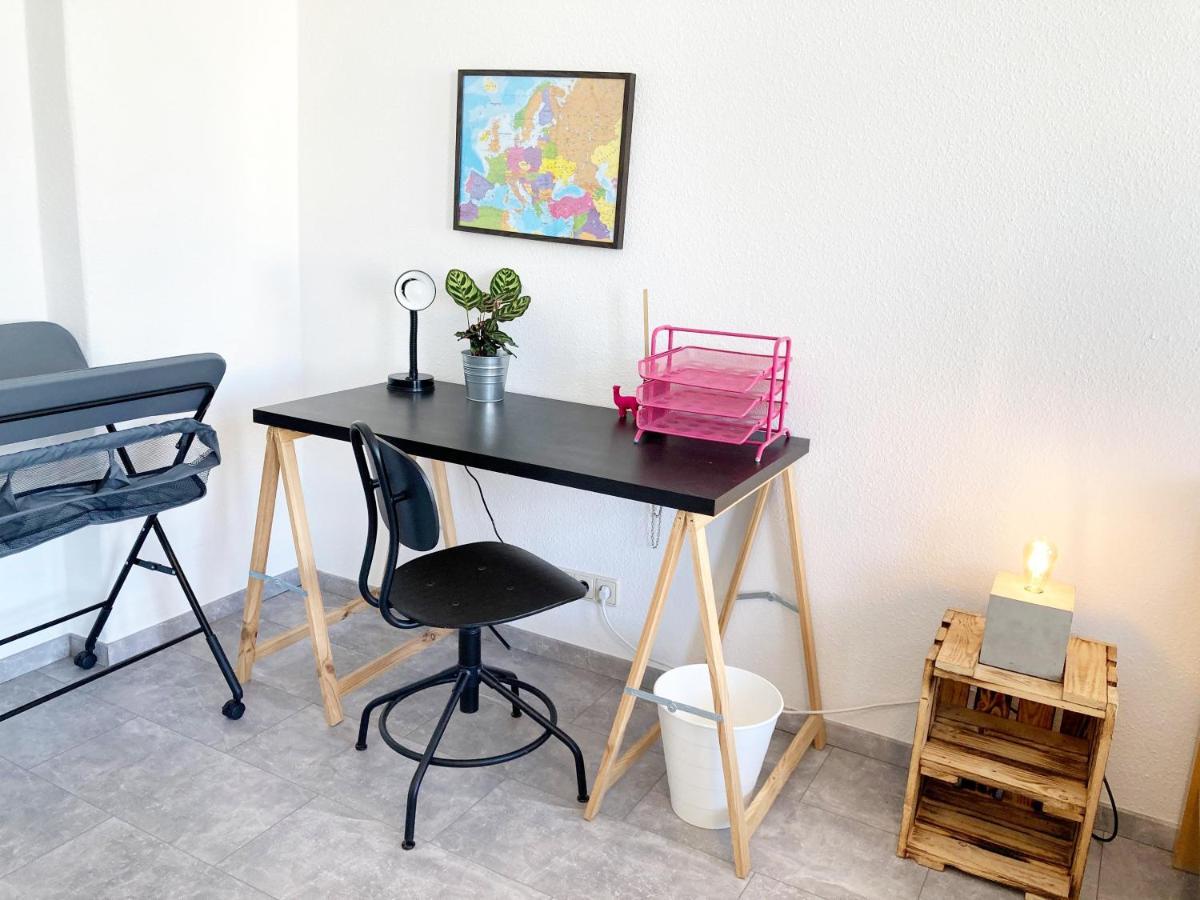 2 Zimmer Ferienwohnung In Zentraler Lage Inkl Wlan & Netflix ไลป์ซิก ภายนอก รูปภาพ